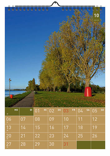 Kalender Karlsruhe 2024 Kalenderblatt Oktober: Rheinpromenade im Rheinstrandbad in Rappenwört im Karlsruher Stadtteil Daxlanden